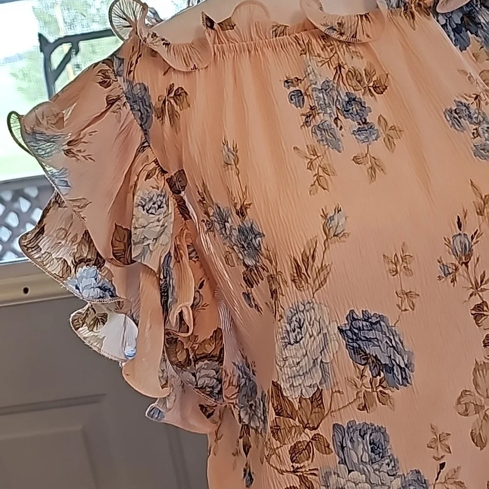 Indikah size medium top summer time top - Picture 3 of 7